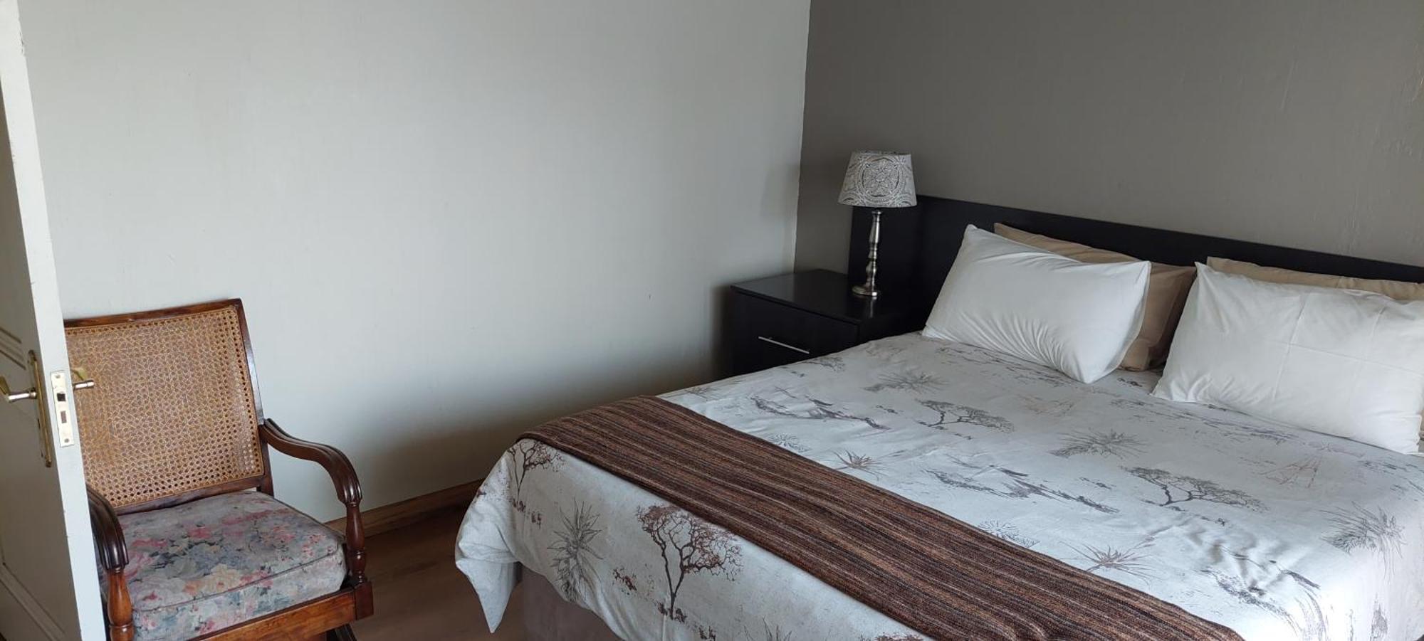 12 On Vaal Drive Guesthouse 밴더바일파크 외부 사진